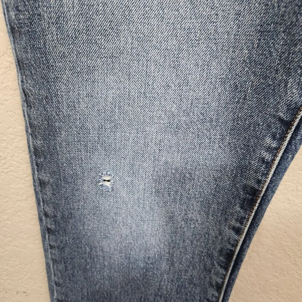 American Eagle Outfitters Distressed High-Waisted Blue Denim Jeans W34 L31 Dad